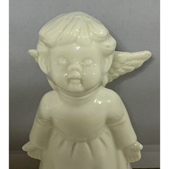 Vintage Kissing Angel Figurines Set Of 2 Porcelain Detailed Wings Graceful 4" - Picture 5 of 9